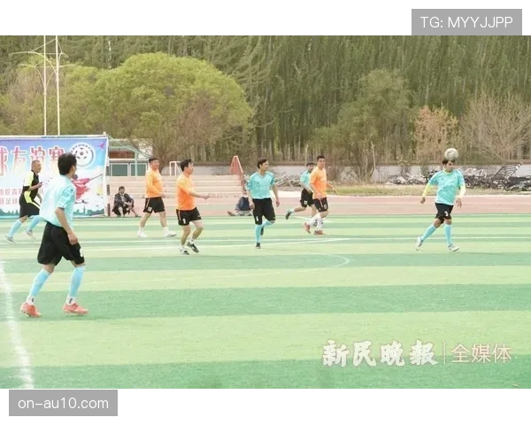 足球公益活动助力社区，俱乐部传递温暖与正能量